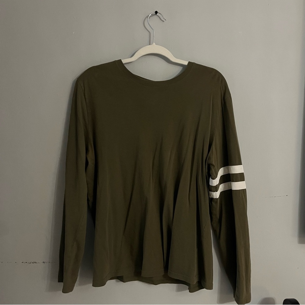 H&M Men’s L Dark Green long sleeve shirt